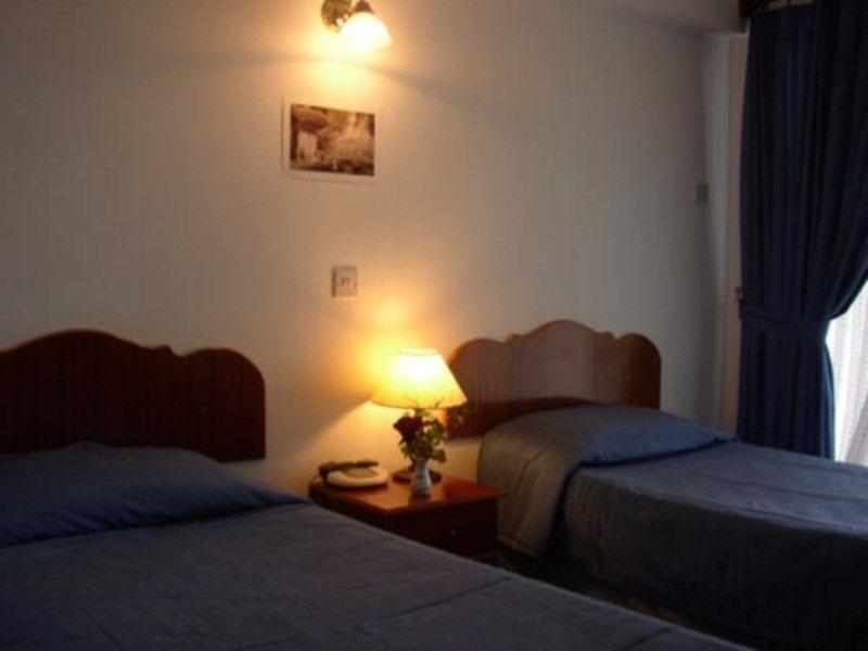 Hotel Sempati Lapta Extérieur photo